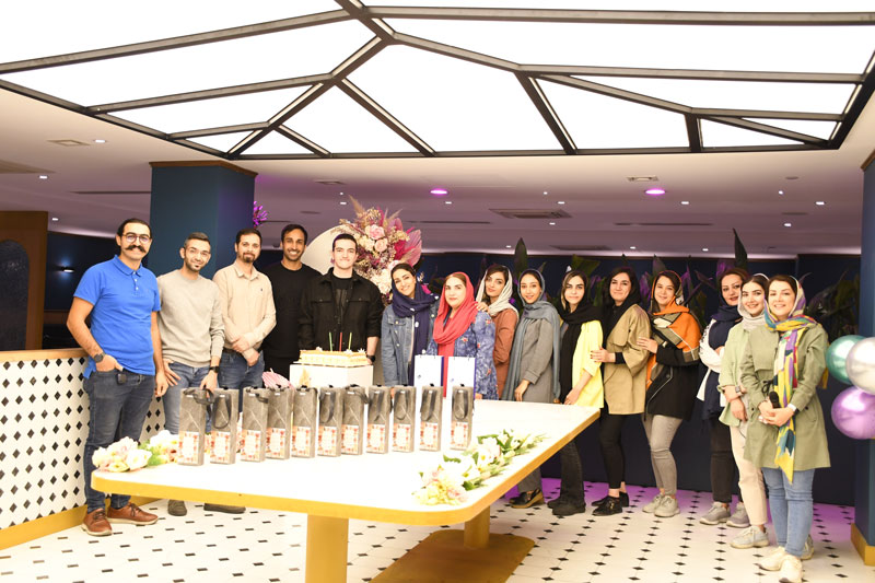 نخستین جشن تولد پاییزی ویژه همکاران متولد مهر